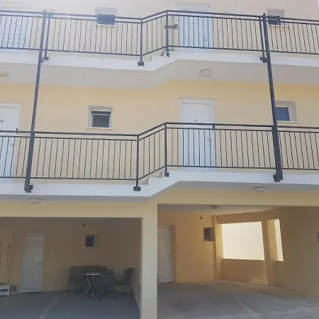 Daire Pearl Complex, Macstudio 1 *